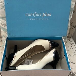 Comfort Plus by Predictions Black and White Women's Heels